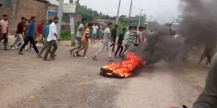 सर्लाहीको मलंगवामा कर्फ्यू हटाइयो, निषेधाज्ञा जारी