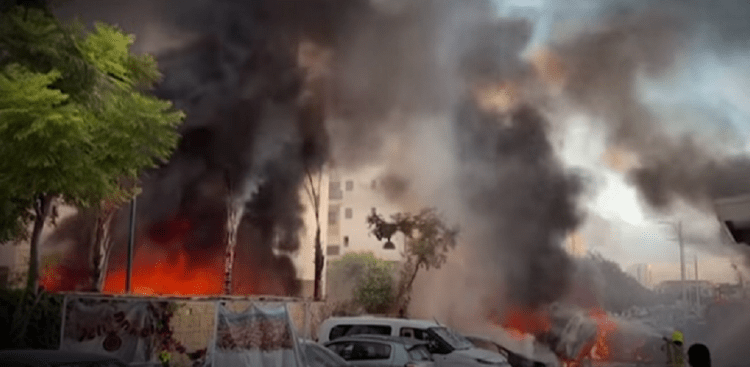 इजरायलमा हमासको हमला : दुबैतर्फ गरेर १२ सय जनाको मृत्यु