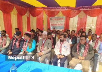 थाना चौकदेखि कटहा सडक कालोपत्रे हुँदै, मेयर महेश चौधरीद्वारा शिलान्यास