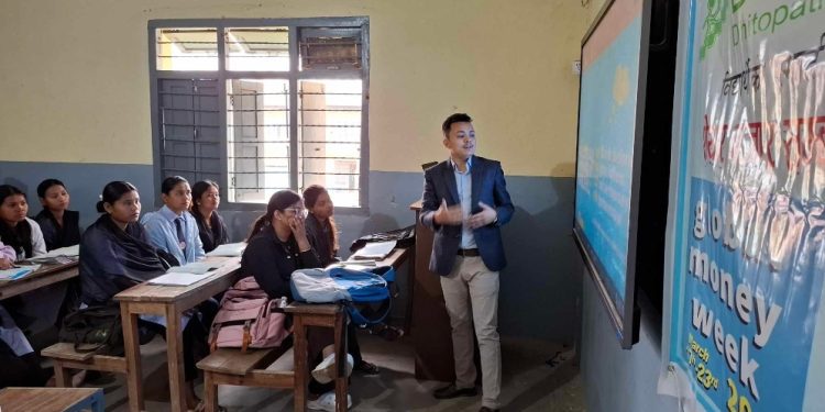 वित्तीय साक्षरताको अभावले युवालाई नोक्सानी, सचेतना कार्यक्रम मार्फत सही मार्गदर्शन