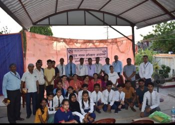 स्थापना दिवसमा उत्कृष्ट निबन्धकारहरू सम्मानित