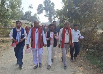 निर्वाचन नजिकिँदै गर्दा घरदैलो अभियानलाई तीव्र बनाउँदै उम्मेदवार
