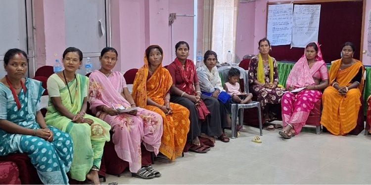 समुदायमा सकारात्मक परिवर्तन ल्याउन संरक्षण अभियानताहरुको नेतृत्व अभिमुखीकरण